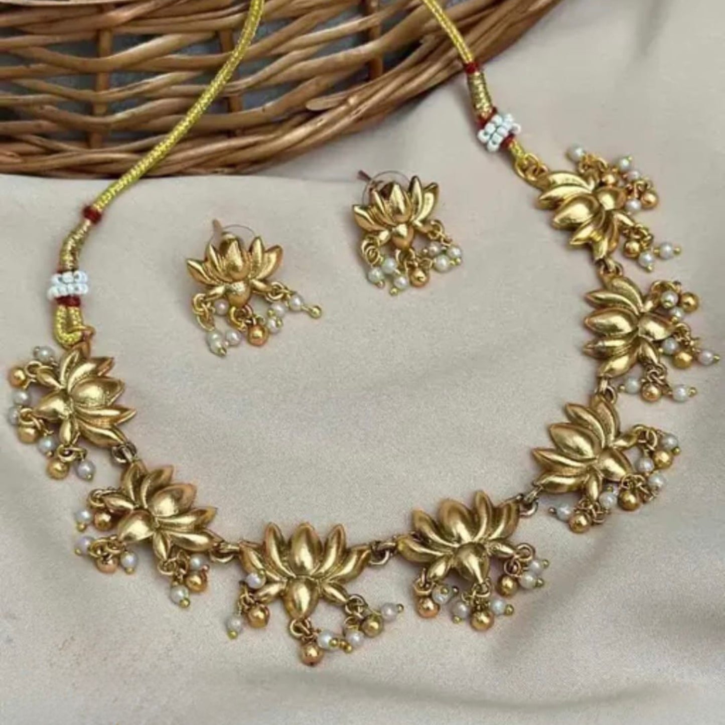 Gold Plated Lotus Set