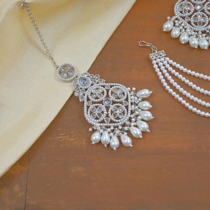 Apoorva Reverse AD Silver Sahara Chandbalis