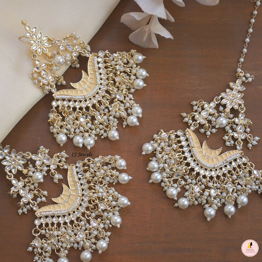 Passa Style Chaandbali Earrings Tikka