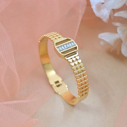 Openable Golden Kada