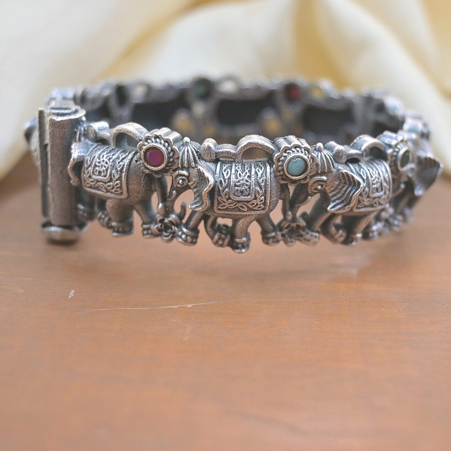 Elephant Motif Matt Silver Bangle Kada