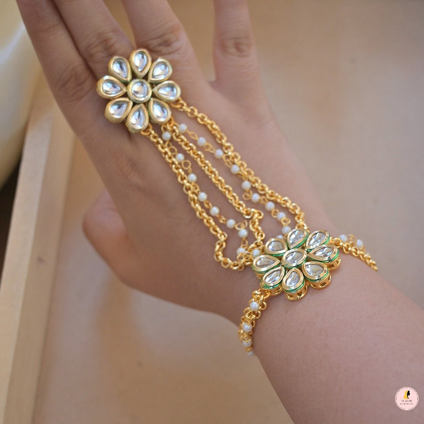 Adjustable Kundan RIng Hathpanja