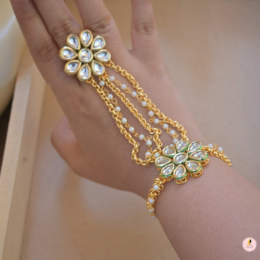 Adjustable Kundan RIng Hathpanja