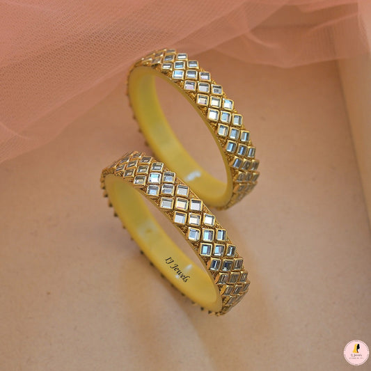 Stylish Kundan Mirror Kadas