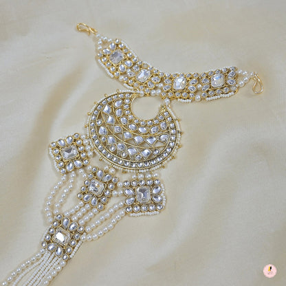 Sobhita Styled Hair Choti Brooch