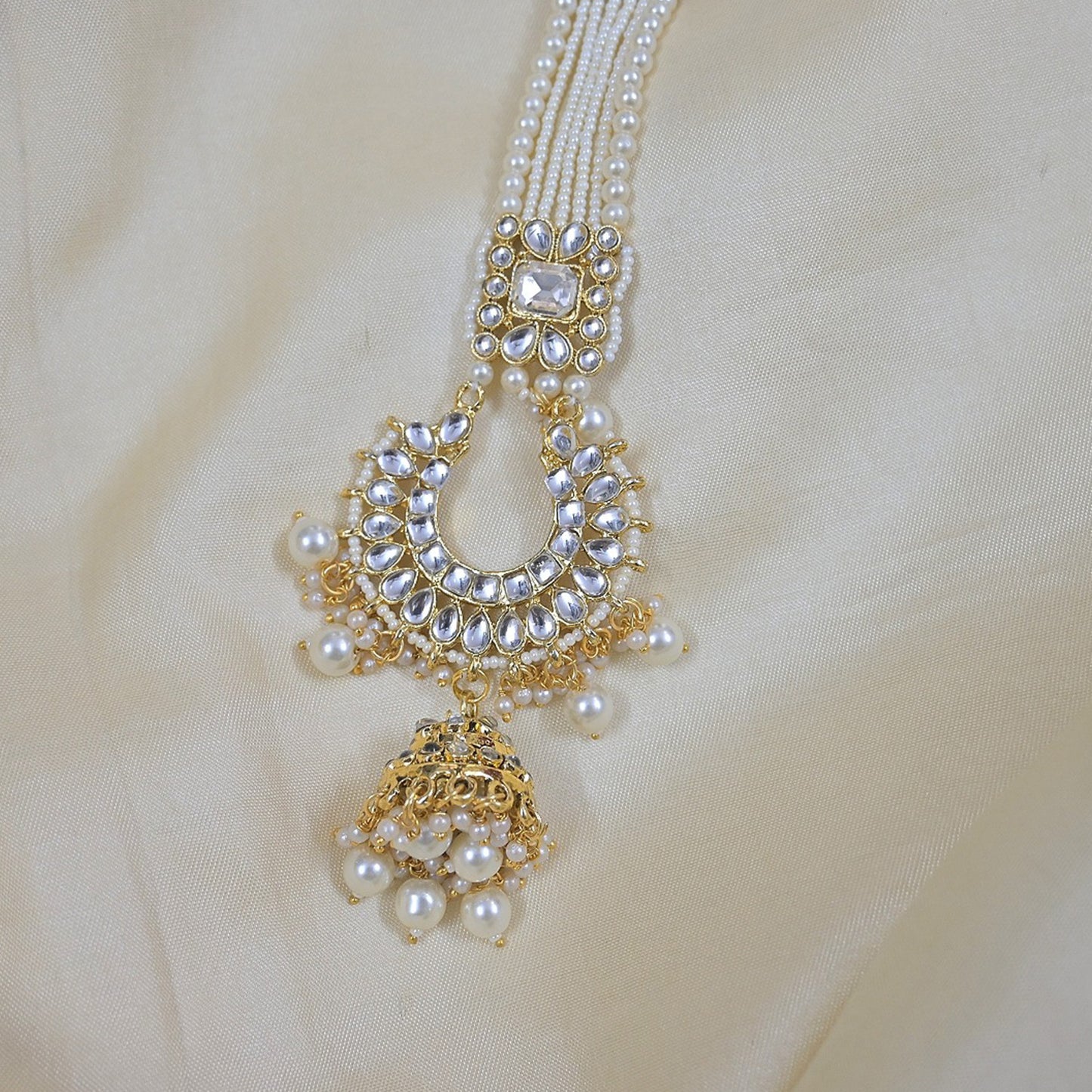 Sobhita Styled Hair Choti Brooch