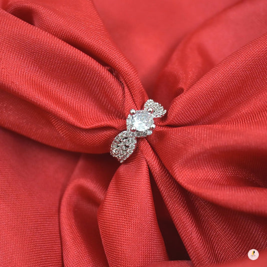 Aayushi AD Solitaire Adjustable Ring