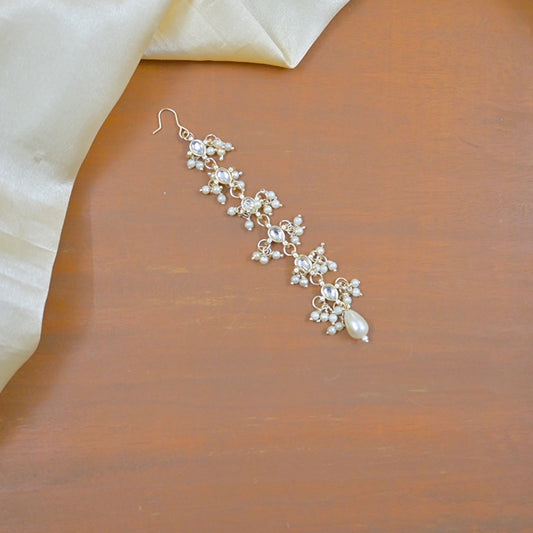 Dainty Pachi Kundan Maangtikka