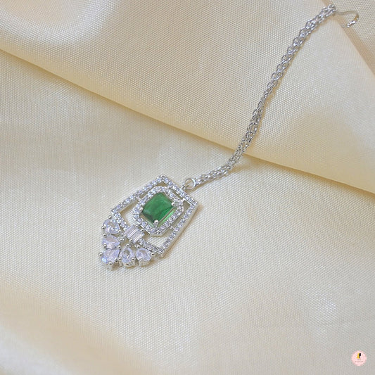 Dainty AD Small Size Maangtikka