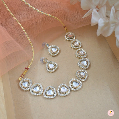 Affordable Sleek Pearl Drop Shape Polki Set