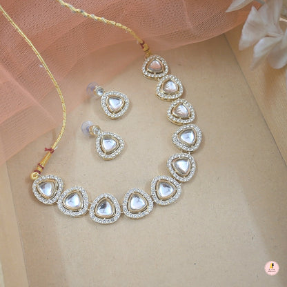 Affordable Sleek Pearl Drop Shape Polki Set