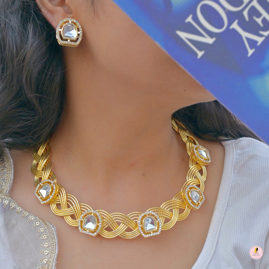 Sonia Polki Golden Hasli Jewellery Set