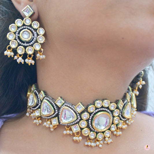 Brinda Black Metal Kundan Jewellery Set