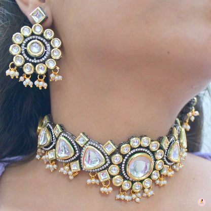 Brinda Black Metal Kundan Jewellery Set