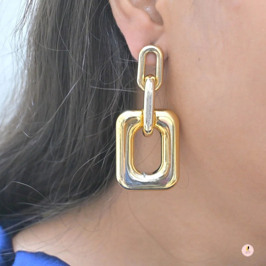 Light Weight Dangling Earrings