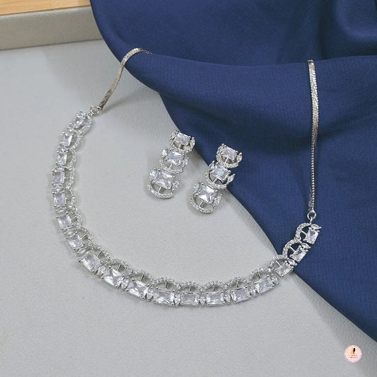 Yuvika Sleek Elegant AD Neckpiece