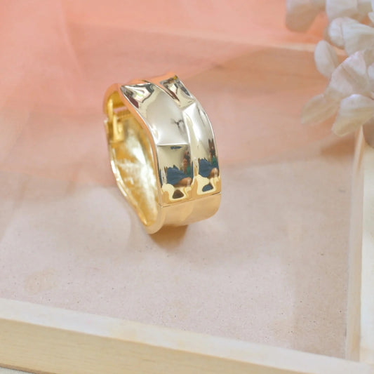Chunky Golden Metallic Openable  - 1