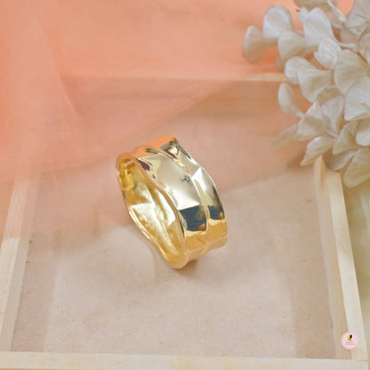 Chunky Golden Metallic Openable  - 1