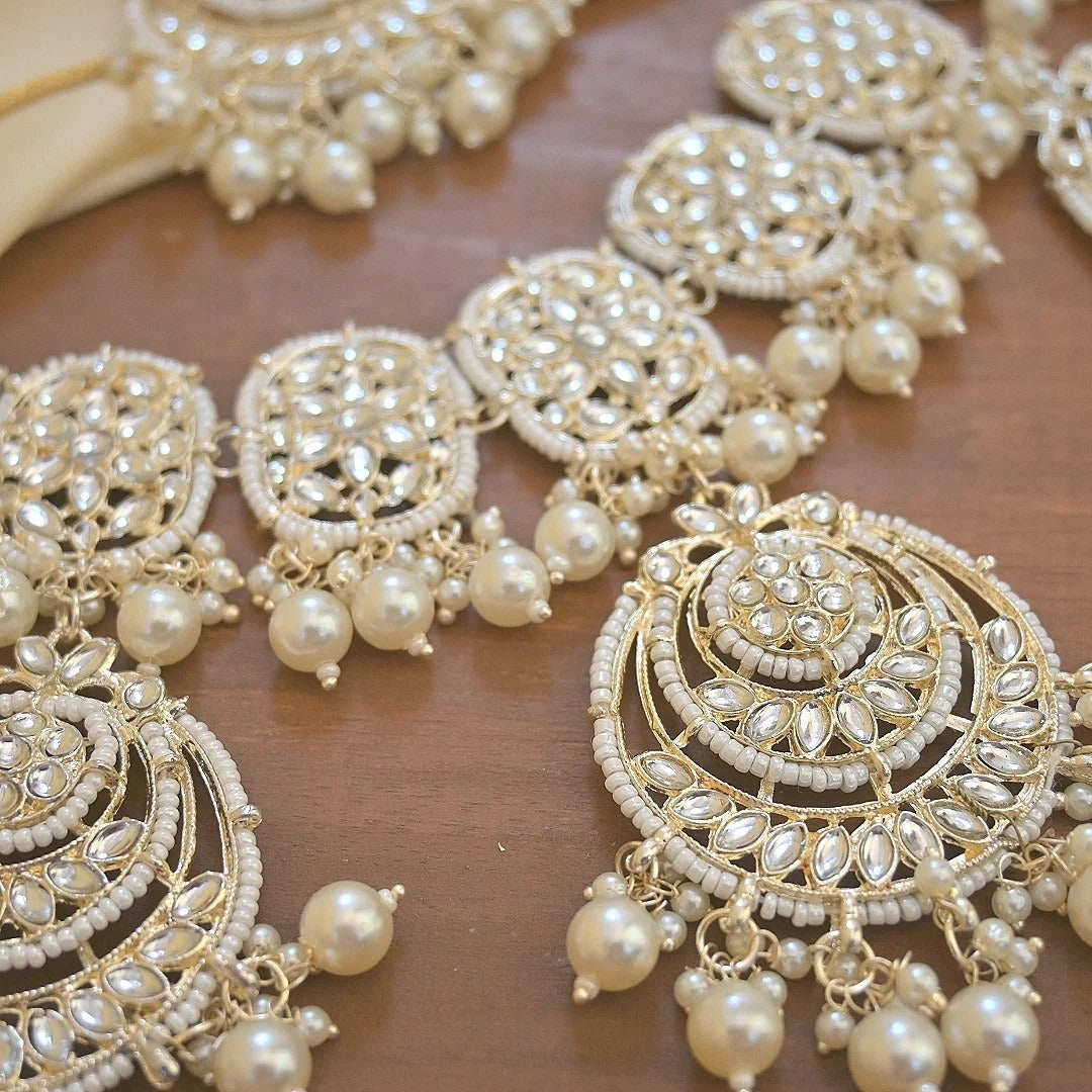 Muskan Pachi Kundan Premium Choker Set