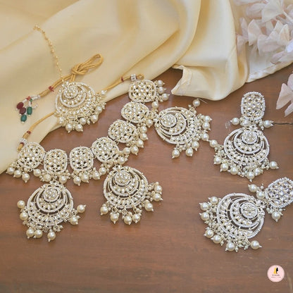 Muskan Pachi Kundan Premium Choker Set