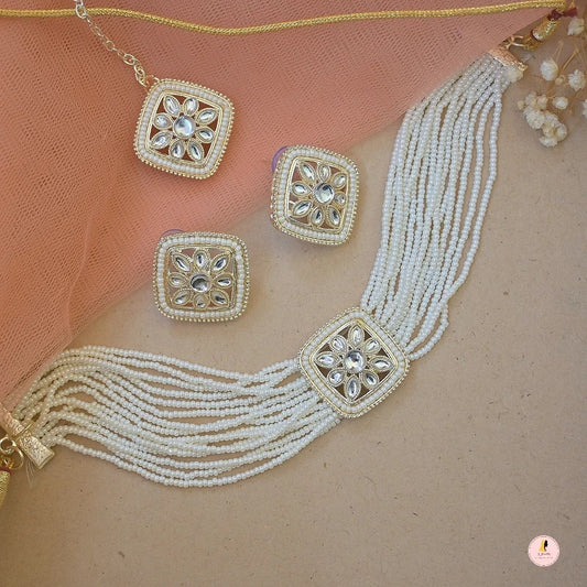 Srishti Pearl Kundan Choker