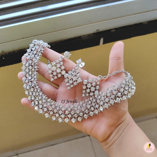 Janhavi Silver Set