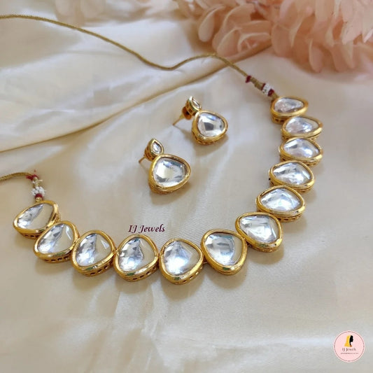 Pearl Drop Kundan Choker/Neckpiece