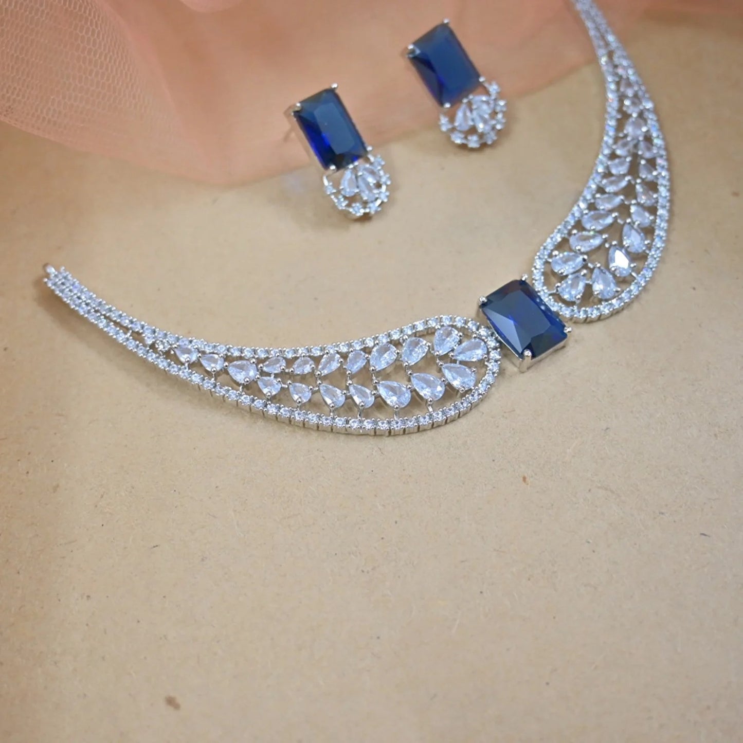 Vanya AD Collar Neckpiece for Her