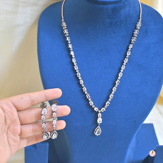 Jaini AD Victorian  Pendant Set