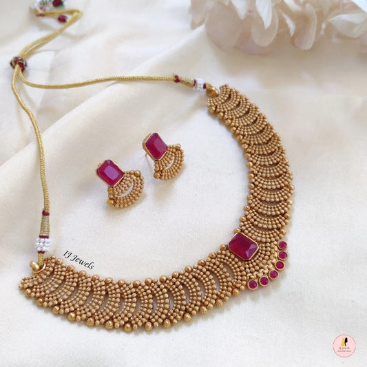 Premium Wear Copper Neckpiece