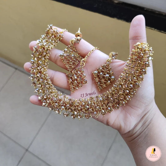 Janhavi Neckpiece