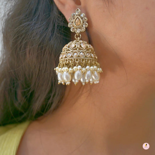 Ahaana Elegant Golden Jhumkas