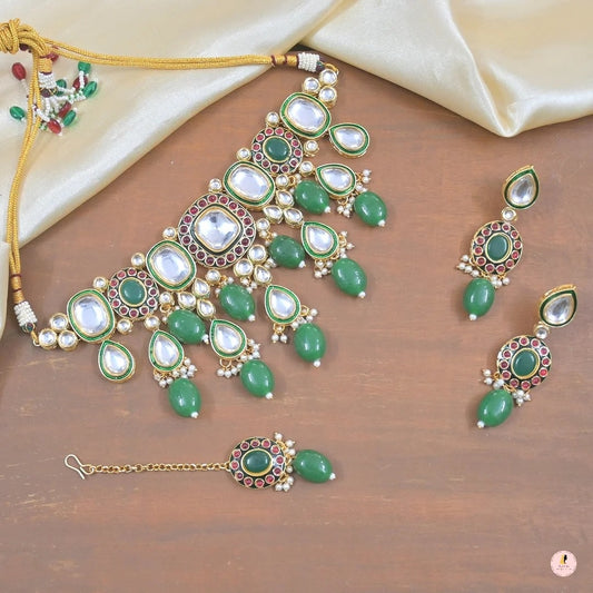 Saniya Luxe Premium Kundan Jewellery Set
