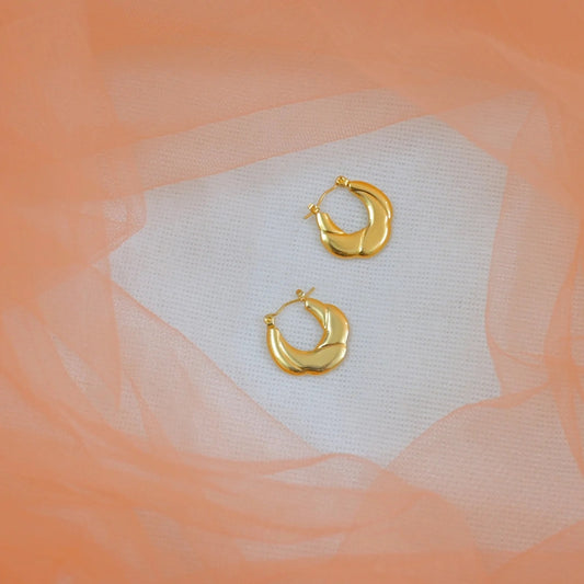 Everyday Chic 18K Gold Earrings -1