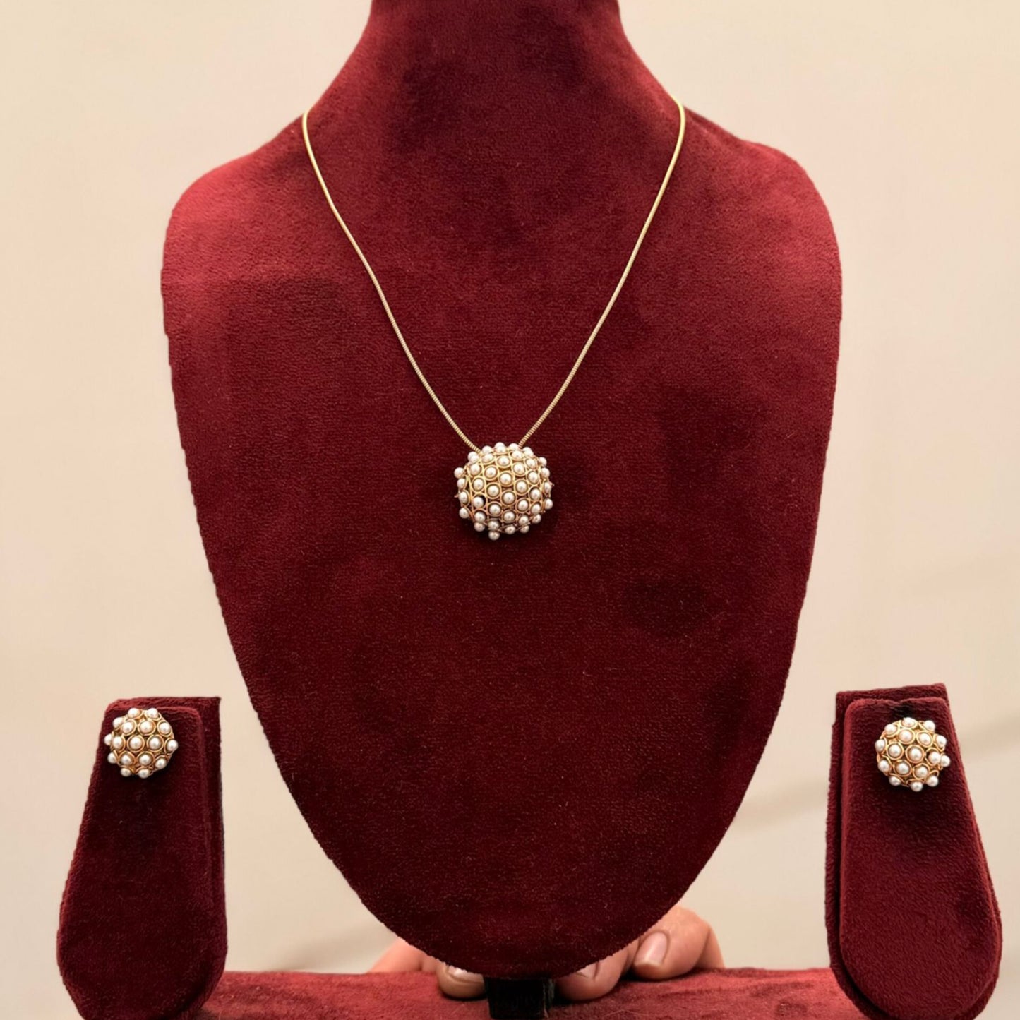 Rekha Chain Pendant Set