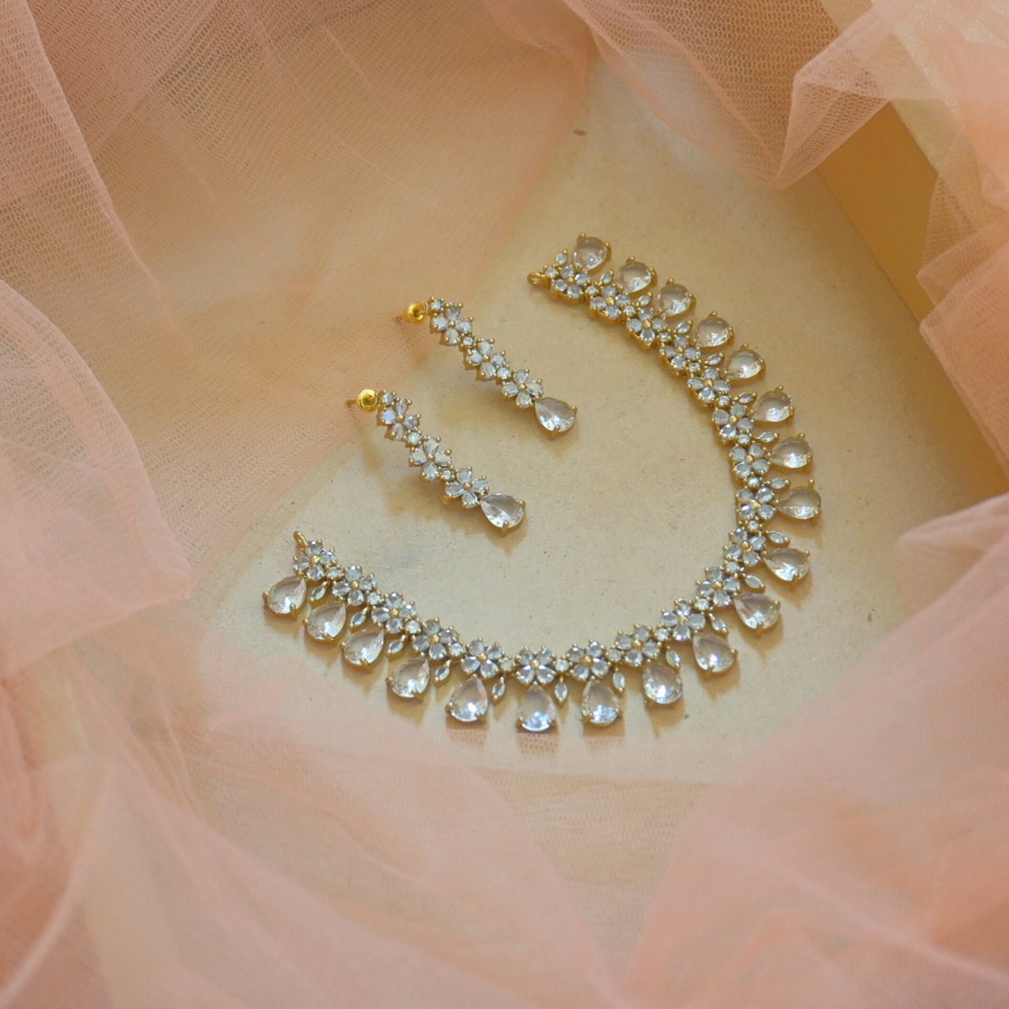 Tanishka AD Jewellery Set