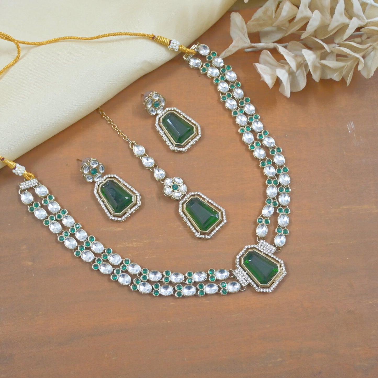 Shivika Short Mala Neckset