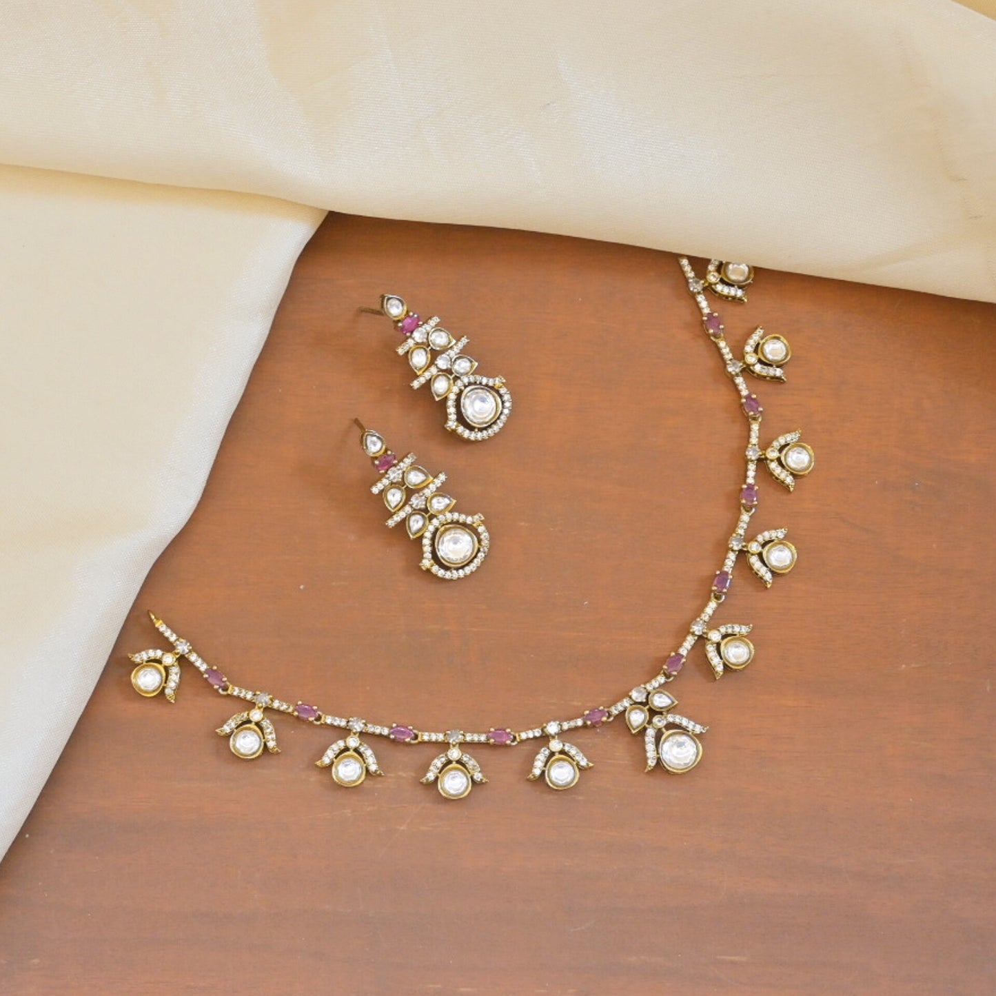 Anaita Sleek AD Polki Jewellery Set