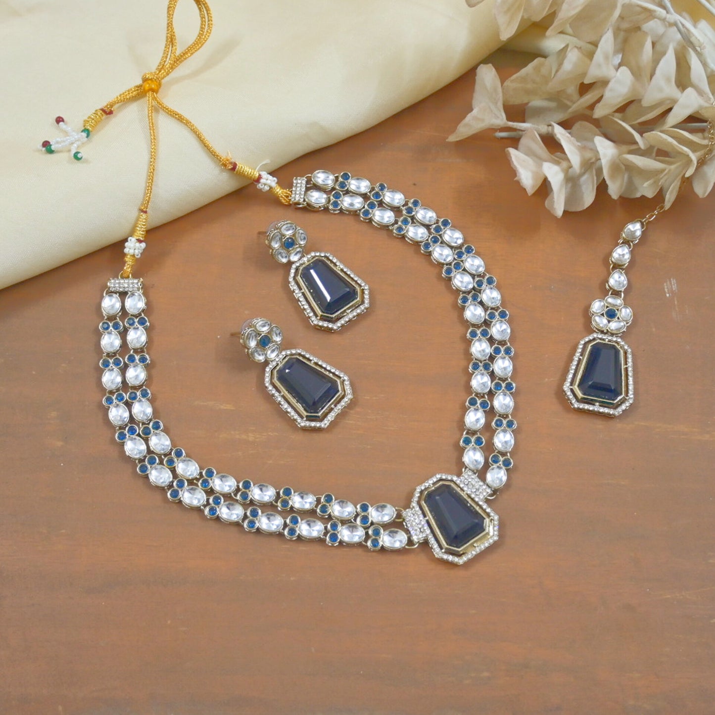 Shivika Short Mala Neckset