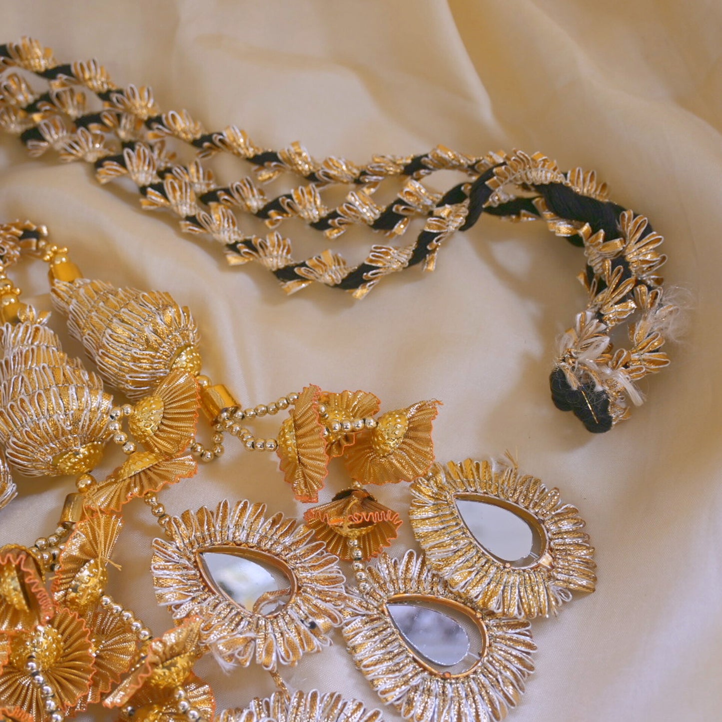 Gold Lace Full Glam Paranda Hair Choti