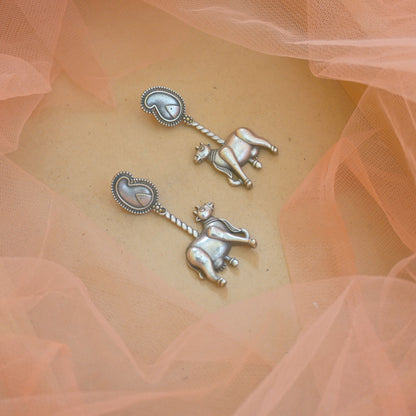 Anvi Earrings