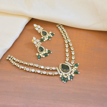 Inaaya Antique AD Jewellery Set