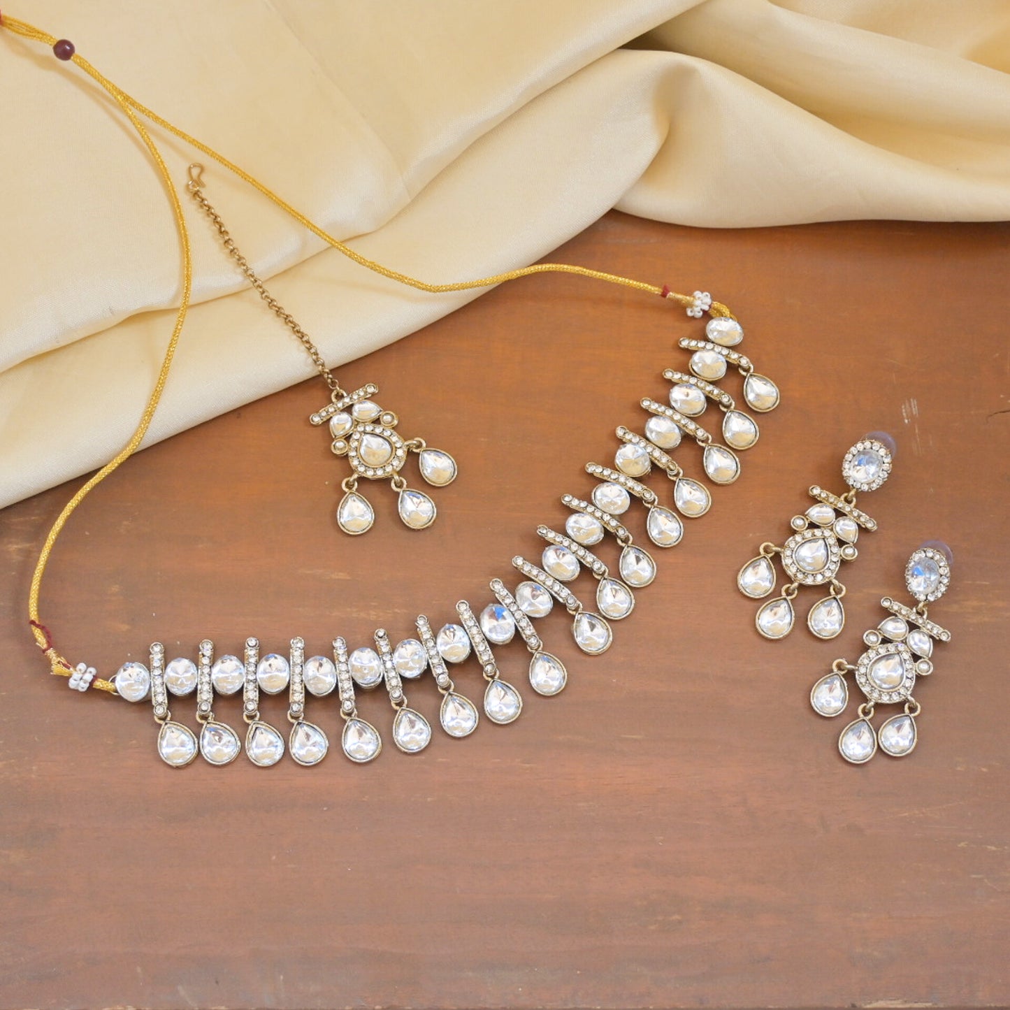 Twisha Polki Style Choker Set