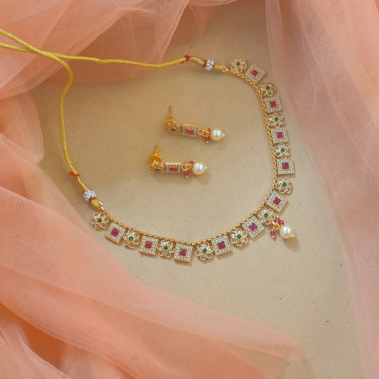 Tarini Sleek Copper Neckpiece for Her