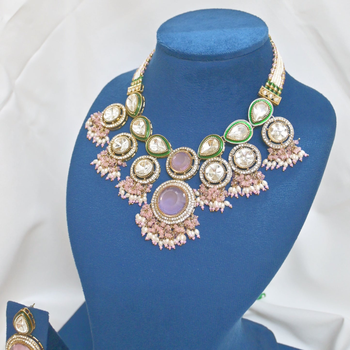 Viona Choker Necklace with Earrings Teeka