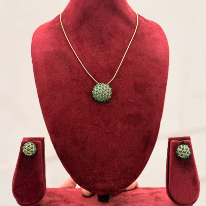 Rekha Chain Pendant Set